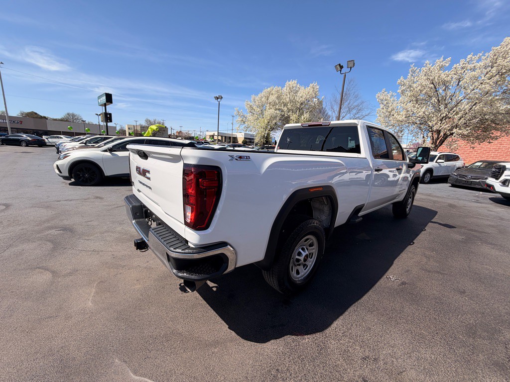 2022 GMC Sierra Image 3