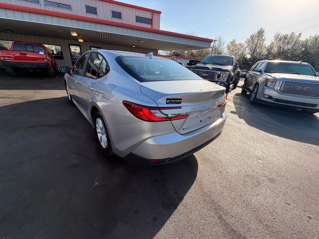 2025 Toyota Camry Image 4