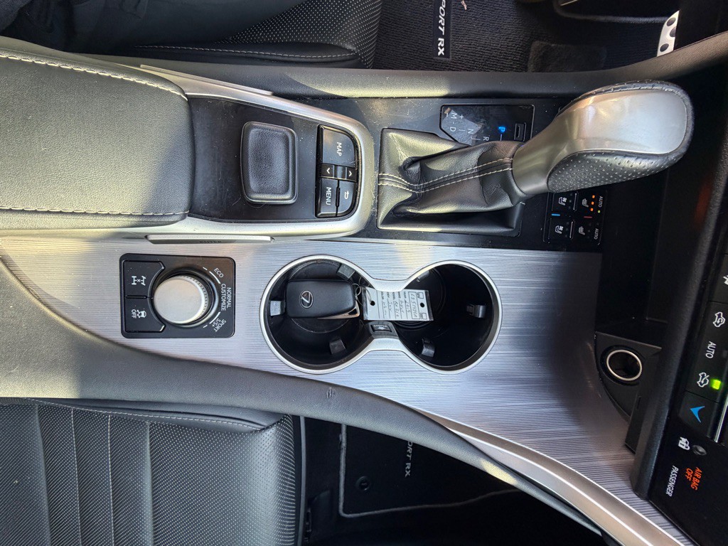 2019 Lexus RX Image 6