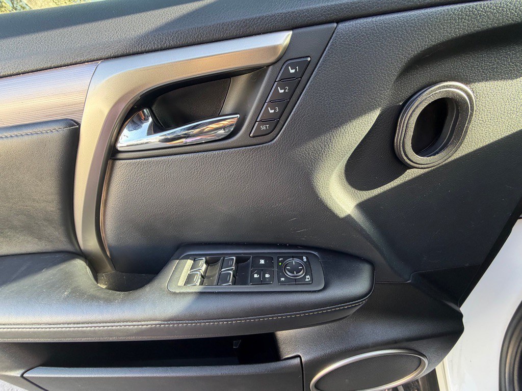 2019 Lexus RX Image 11