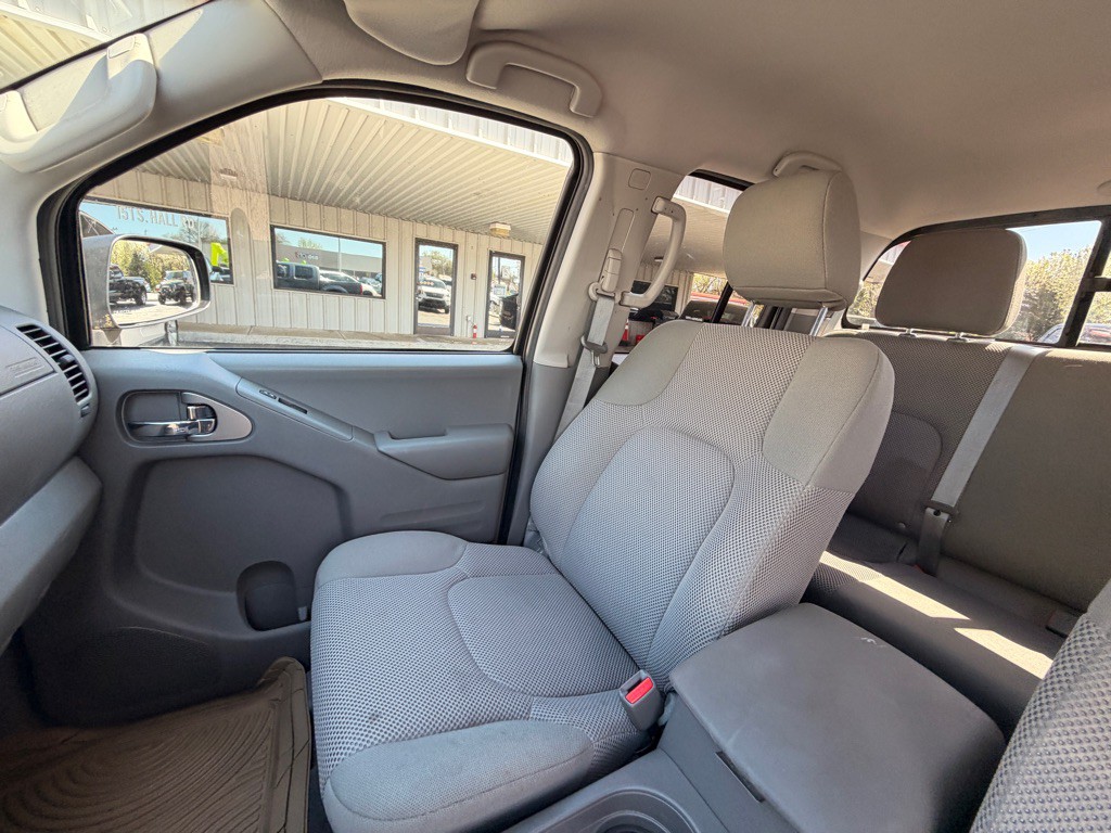 2019 Nissan Frontier Image 7