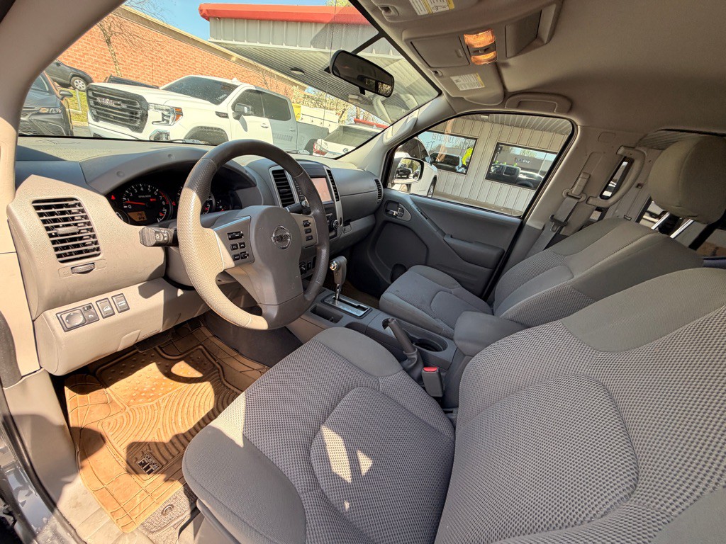 2019 Nissan Frontier Image 8