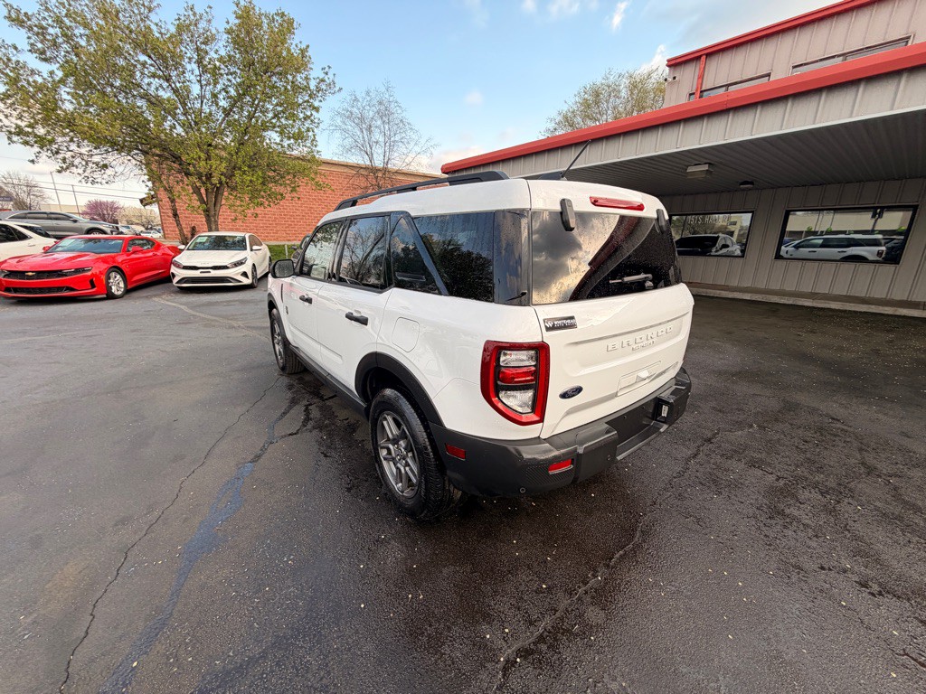 2025 Ford Bronco Image 4