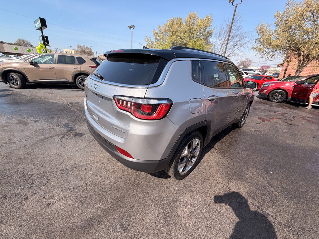 2019 Jeep Compass Image 3