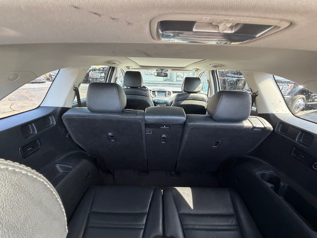 2016 Kia Sorento Image 5