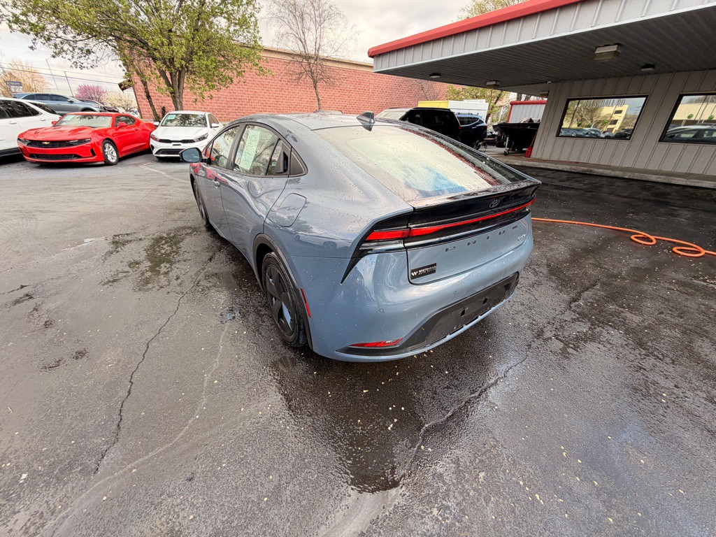 2025 Toyota Prius Image 4