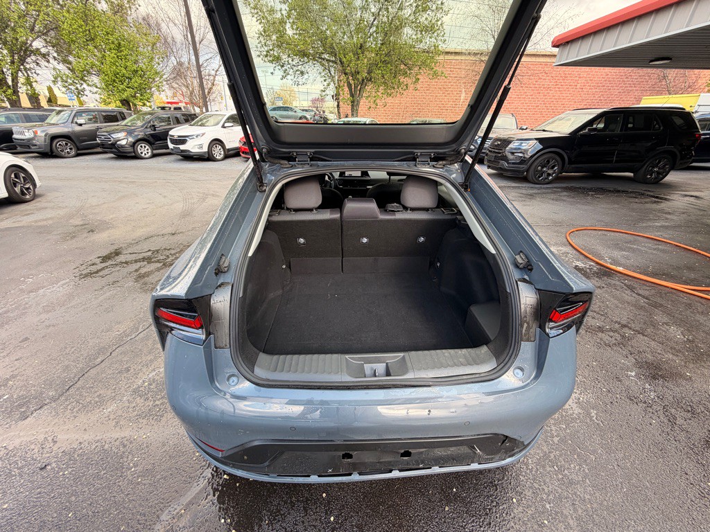 2025 Toyota Prius Image 5