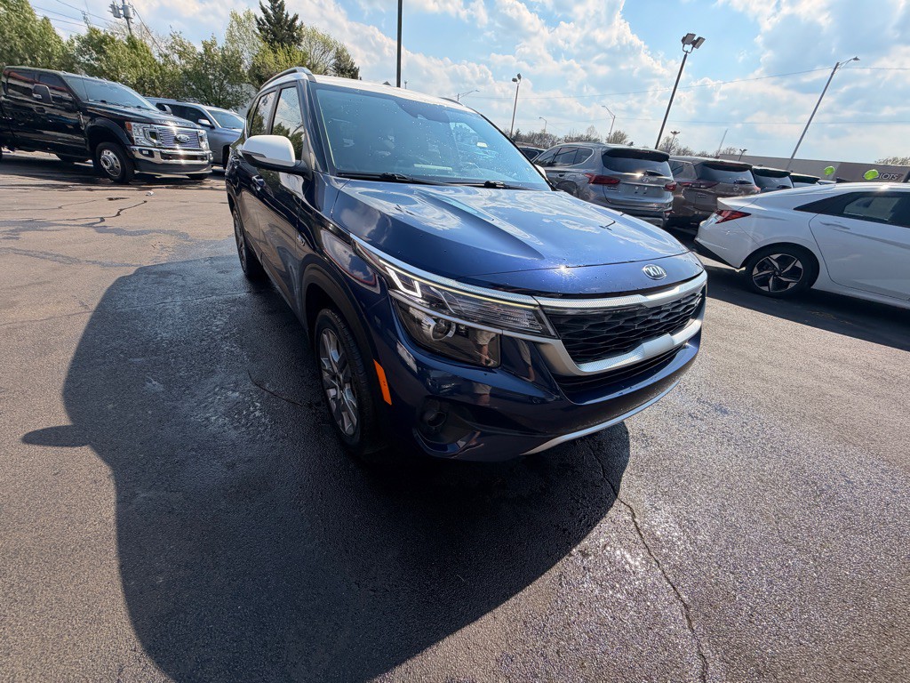 2021 Kia Seltos Image 2