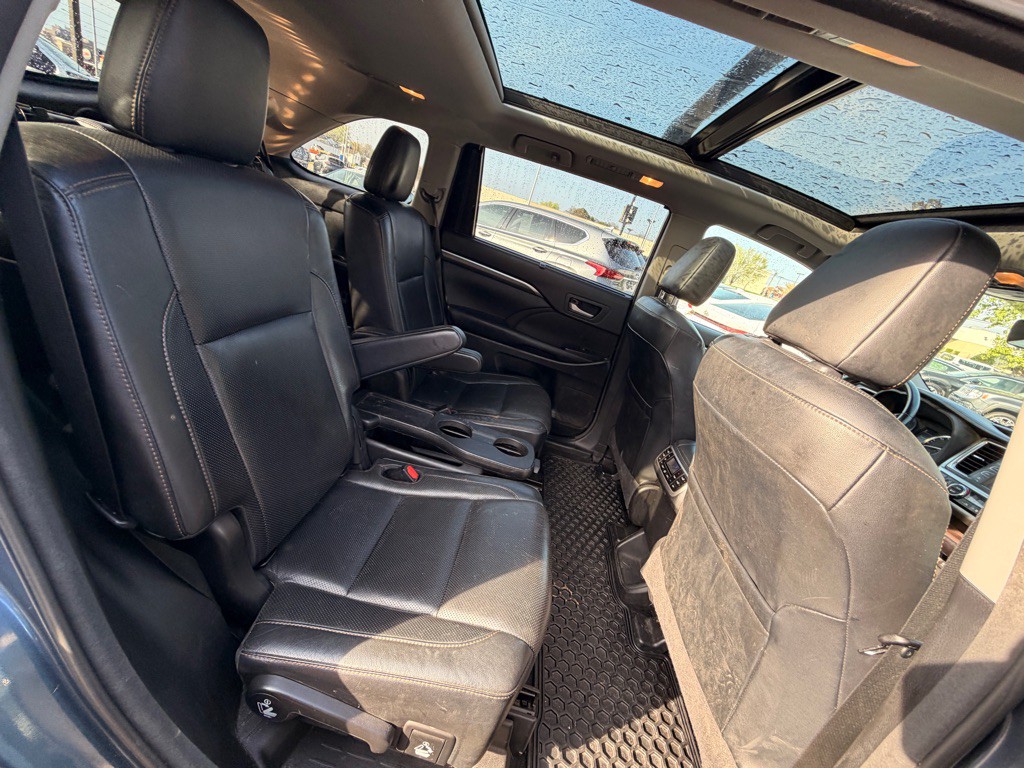 2018 Toyota Highlander Image 6