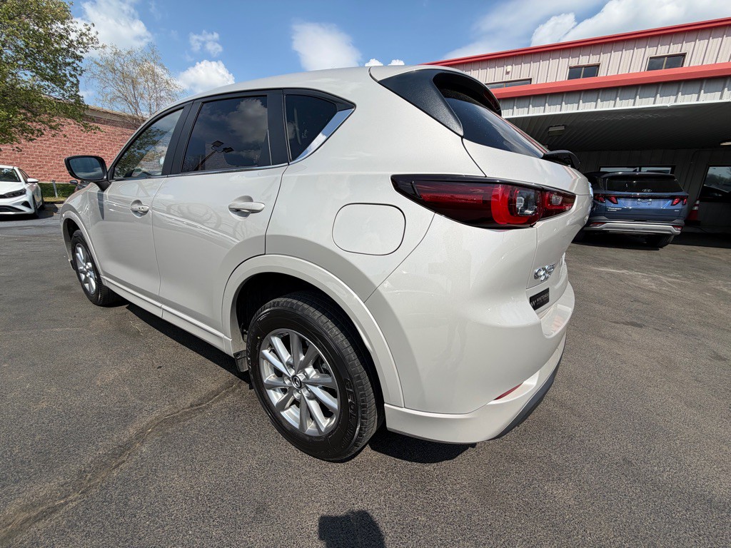 2025 Mazda CX-5 Image 7