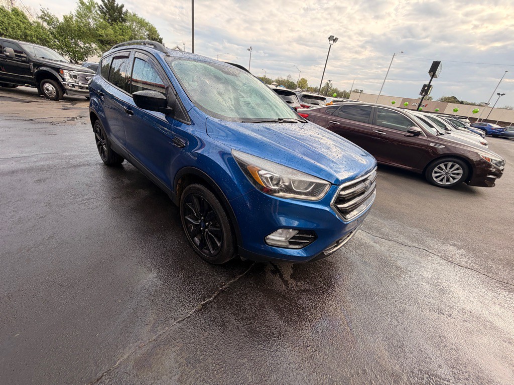 2018 Ford Escape Image 2