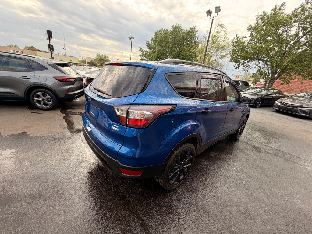2018 Ford Escape Image 3