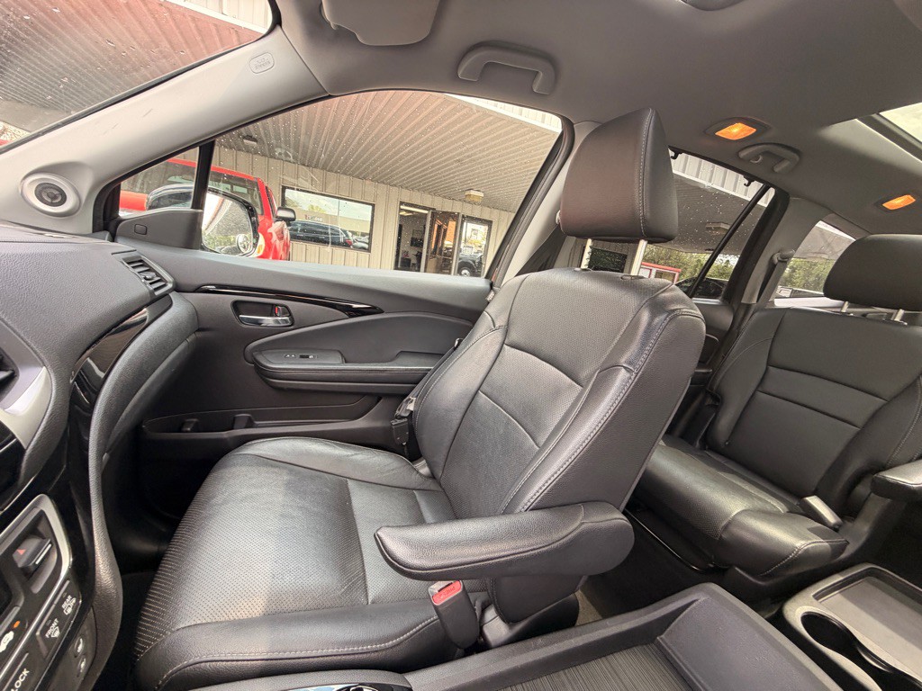2016 Honda Pilot Image 11