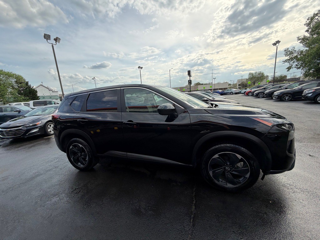 2024 Nissan Rogue Image 4