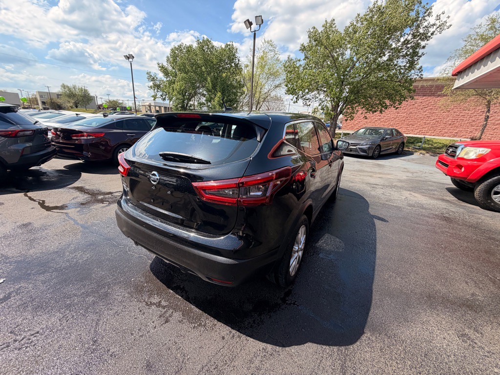 2021 Nissan Rogue Image 3