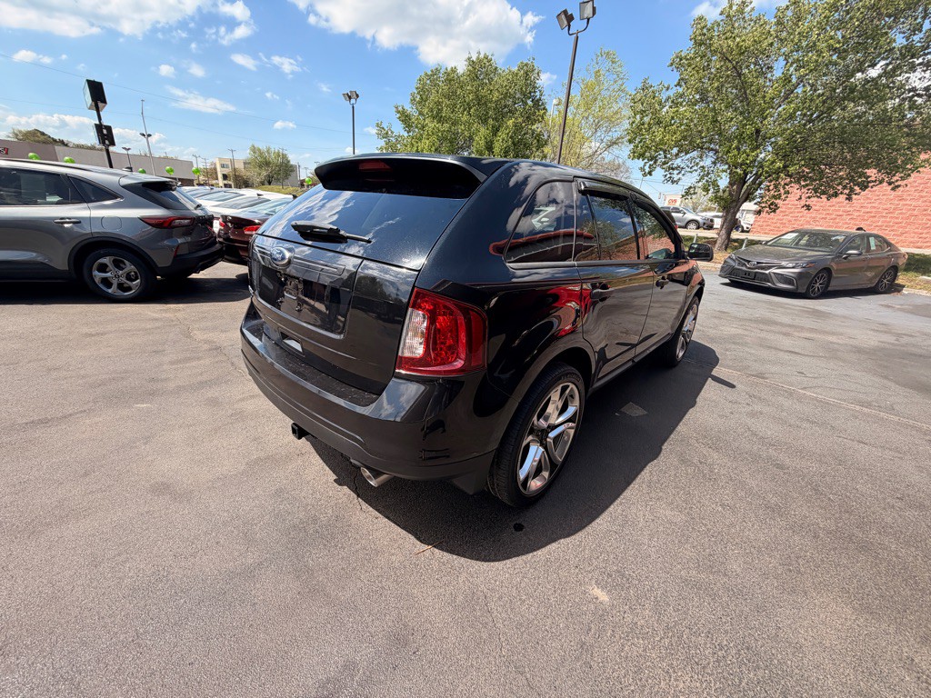 2014 Ford Edge Image 2