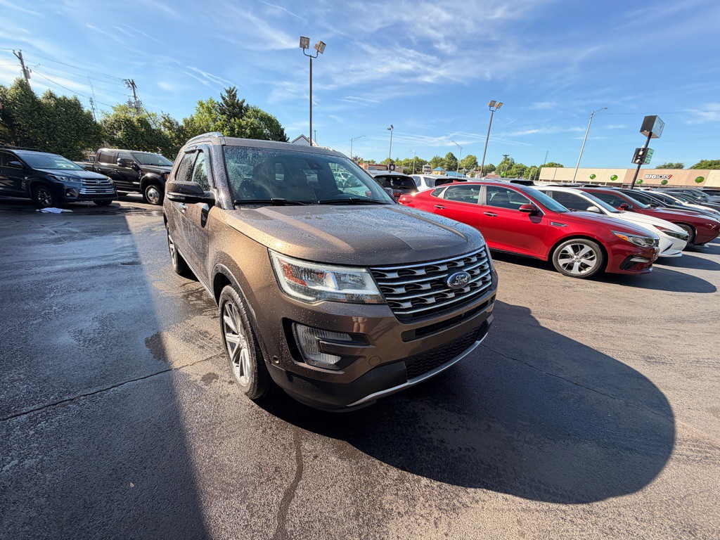 2016 Ford Explorer Image 2