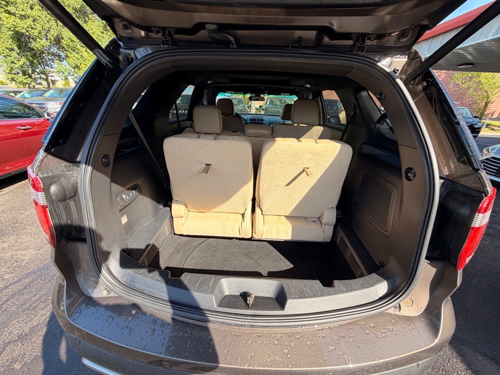 2016 Ford Explorer Image 5