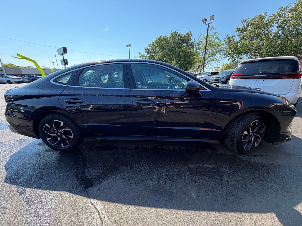 2025 Hyundai Sonata Image 3