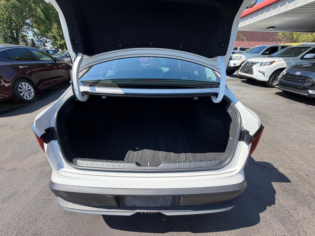 2025 Kia K4 Image 5