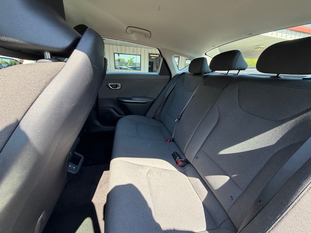 2025 Kia K4 Image 7