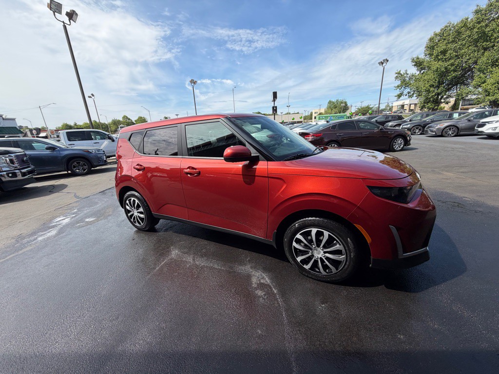 2023 Kia Soul Image 4