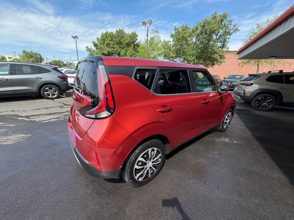 2023 Kia Soul Image 6