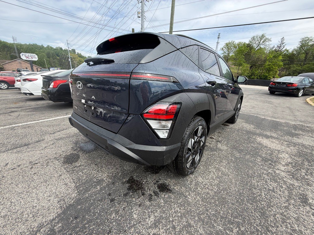 2025 Hyundai Kona Image 2