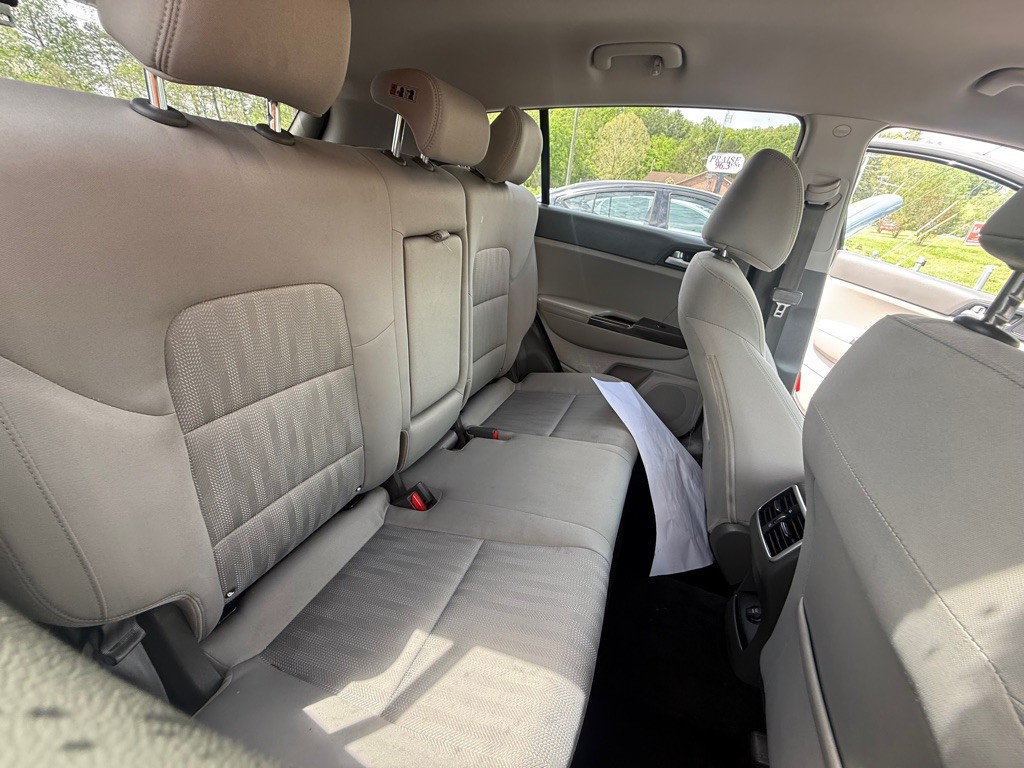 2017 Kia Sportage Image 2