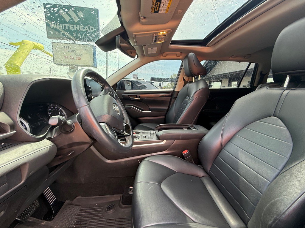 2020 Toyota Highlander Image 8