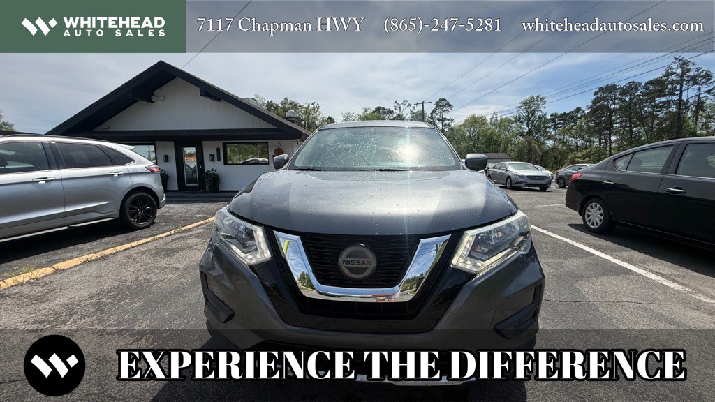2018 Nissan Rogue Image 1