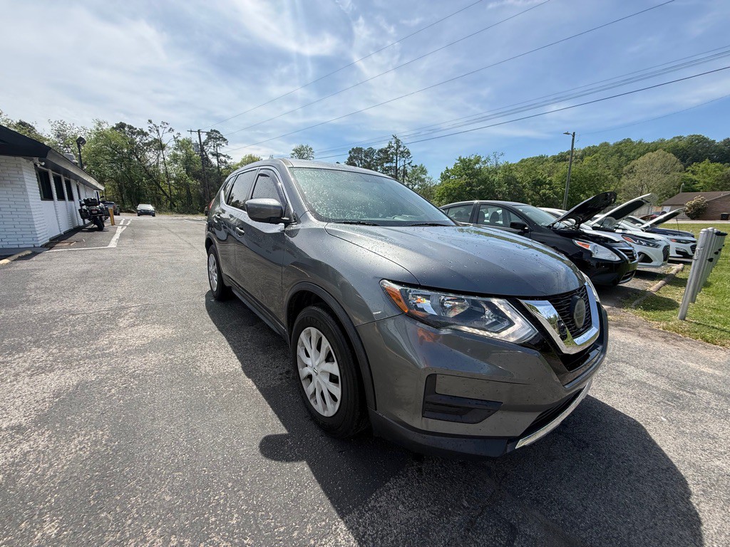 2018 Nissan Rogue Image 3