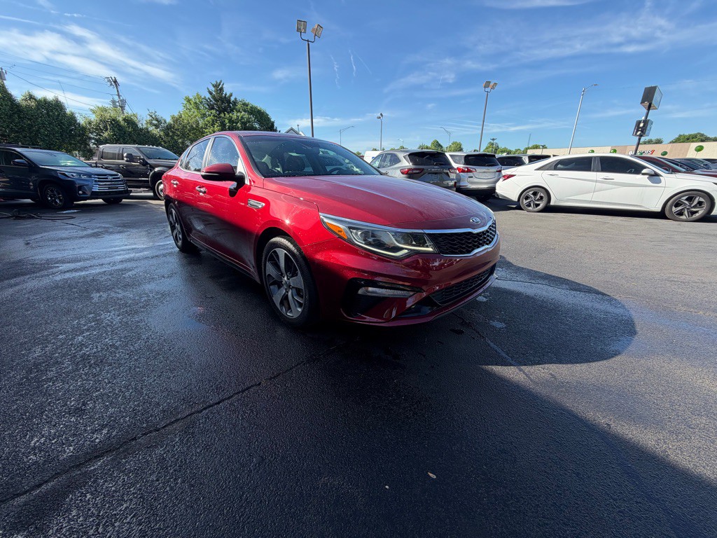 2020 Kia Optima Image 3
