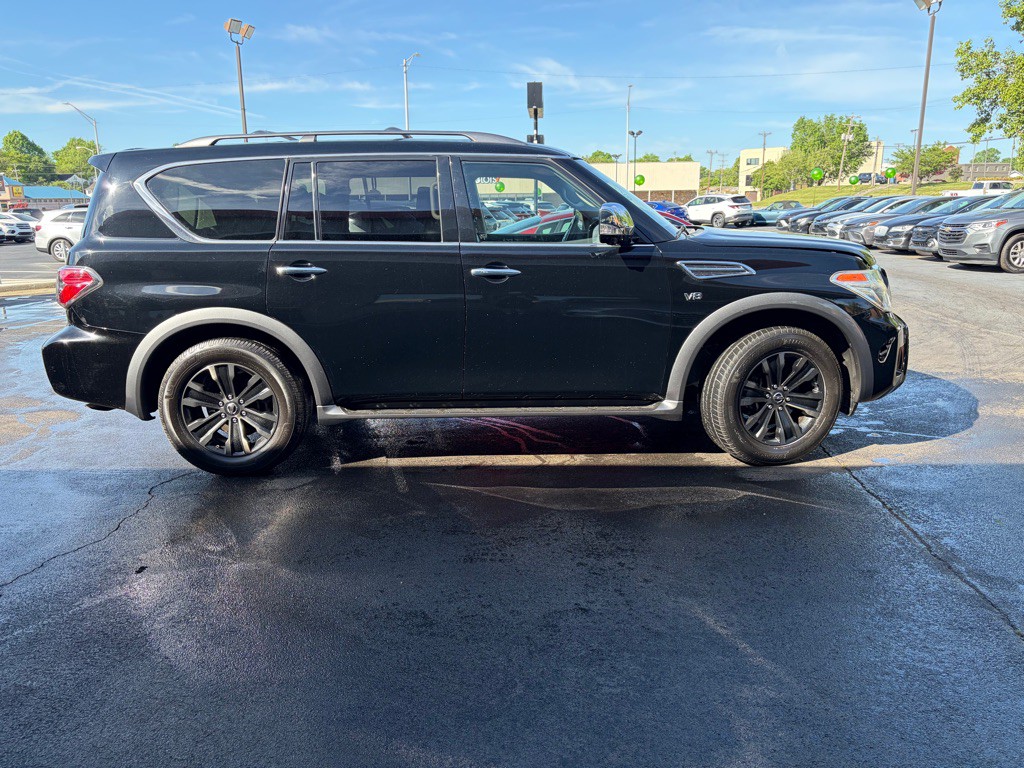2017 Nissan Armada Image 2