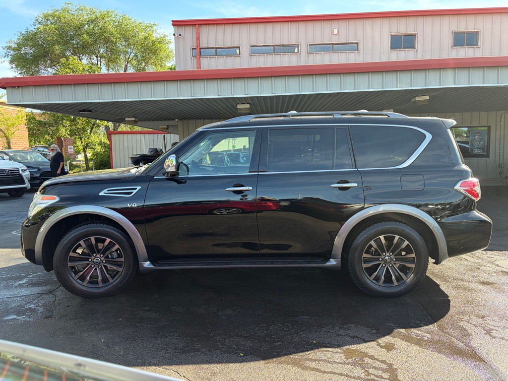 2017 Nissan Armada Image 5