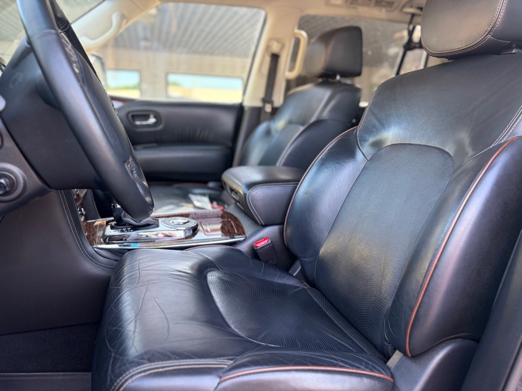 2017 Nissan Armada Image 9