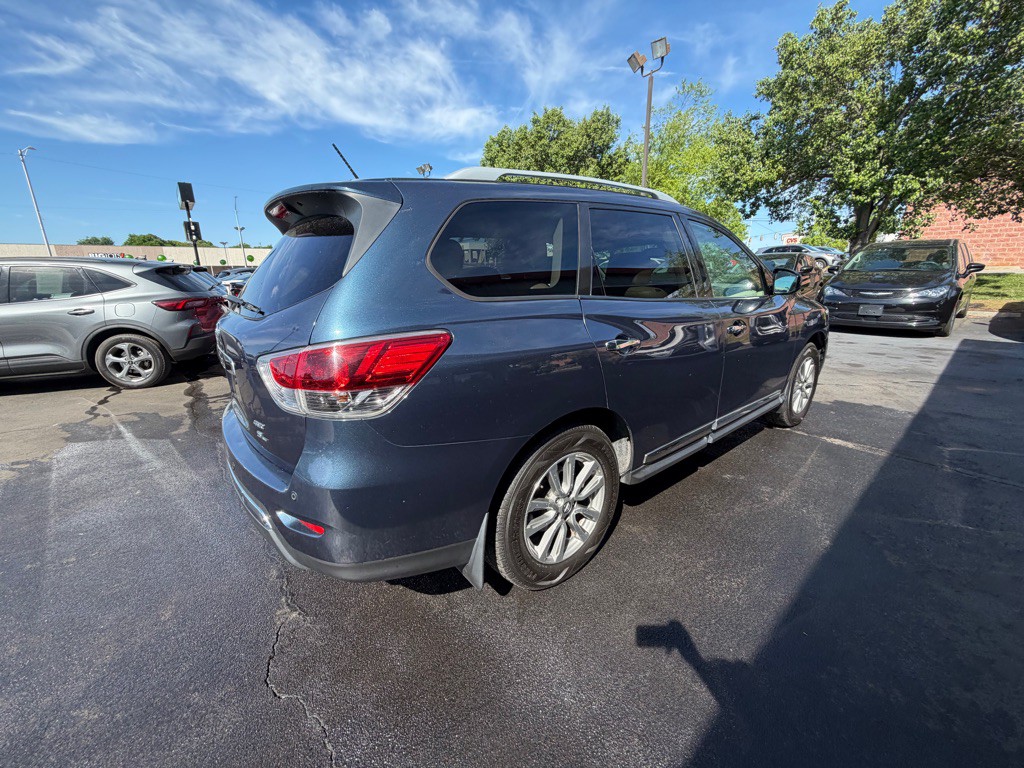 2014 Nissan Pathfinder Image 5
