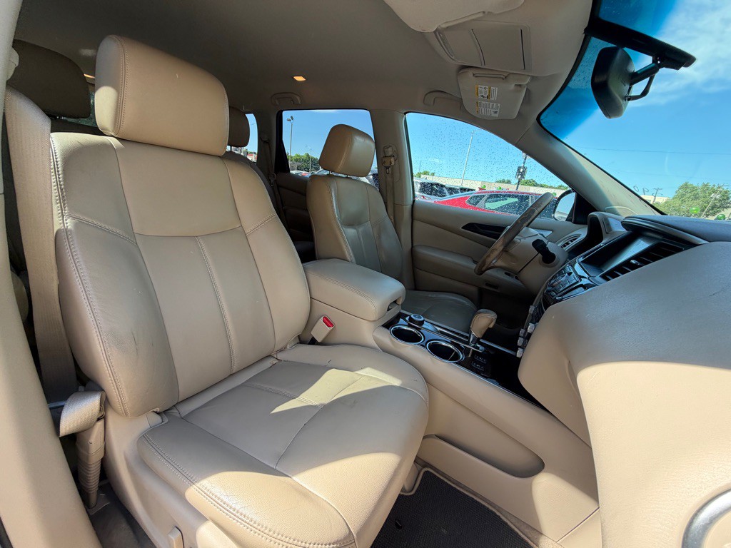 2014 Nissan Pathfinder Image 6