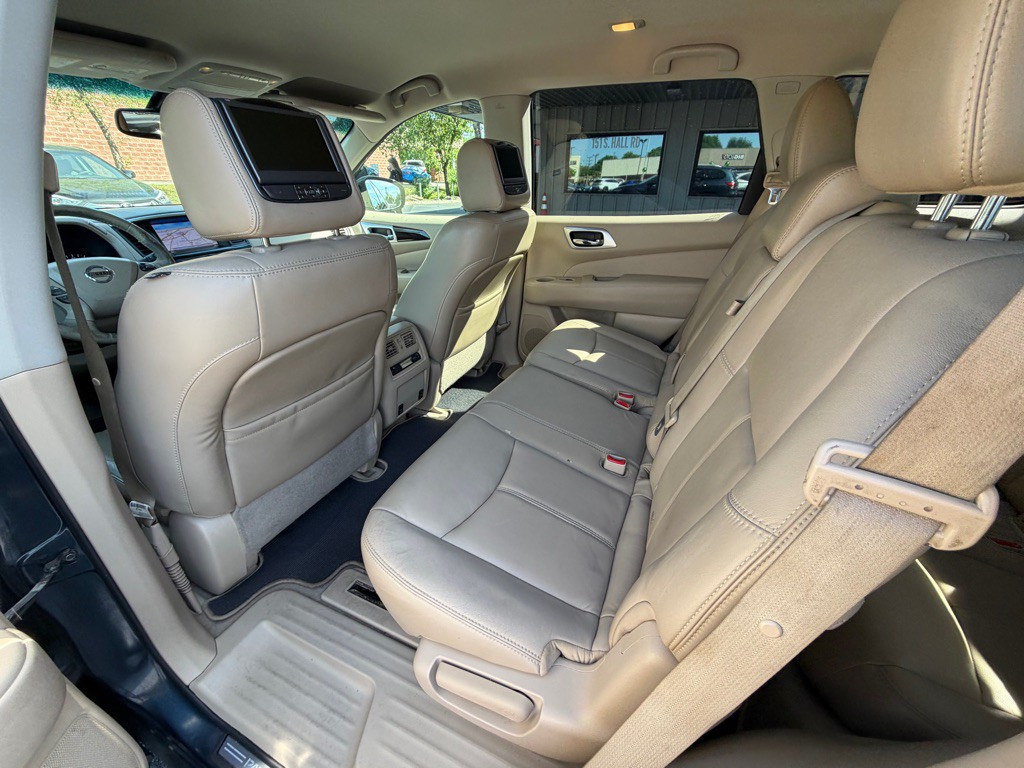 2014 Nissan Pathfinder Image 9