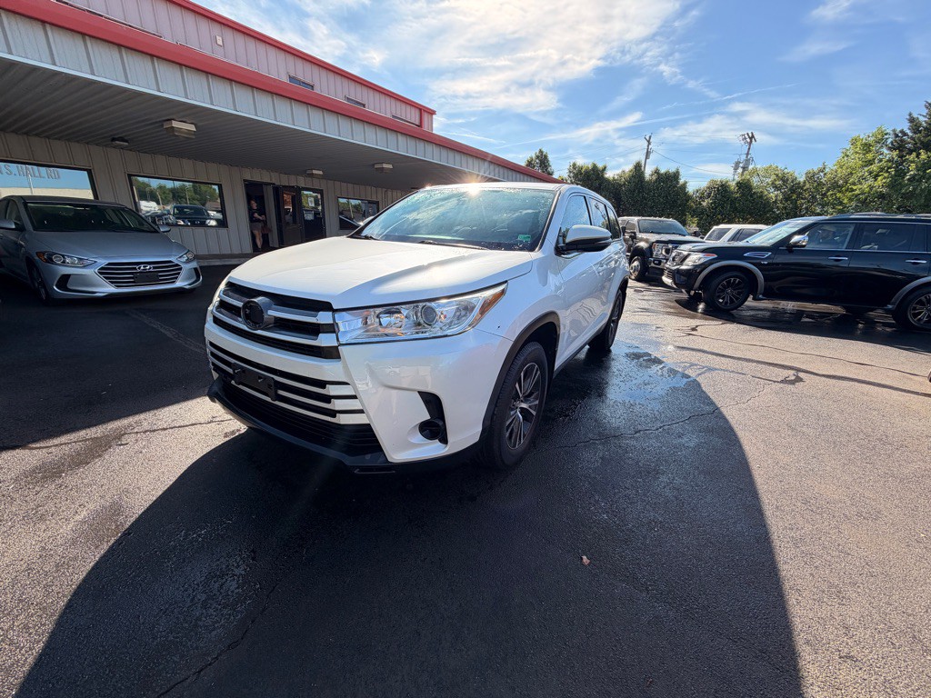 2019 Toyota Highlander Image 3