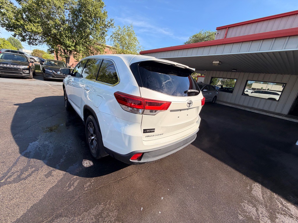 2019 Toyota Highlander Image 6