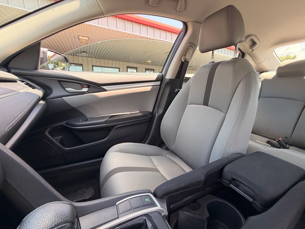 2016 Honda Civic Image 9