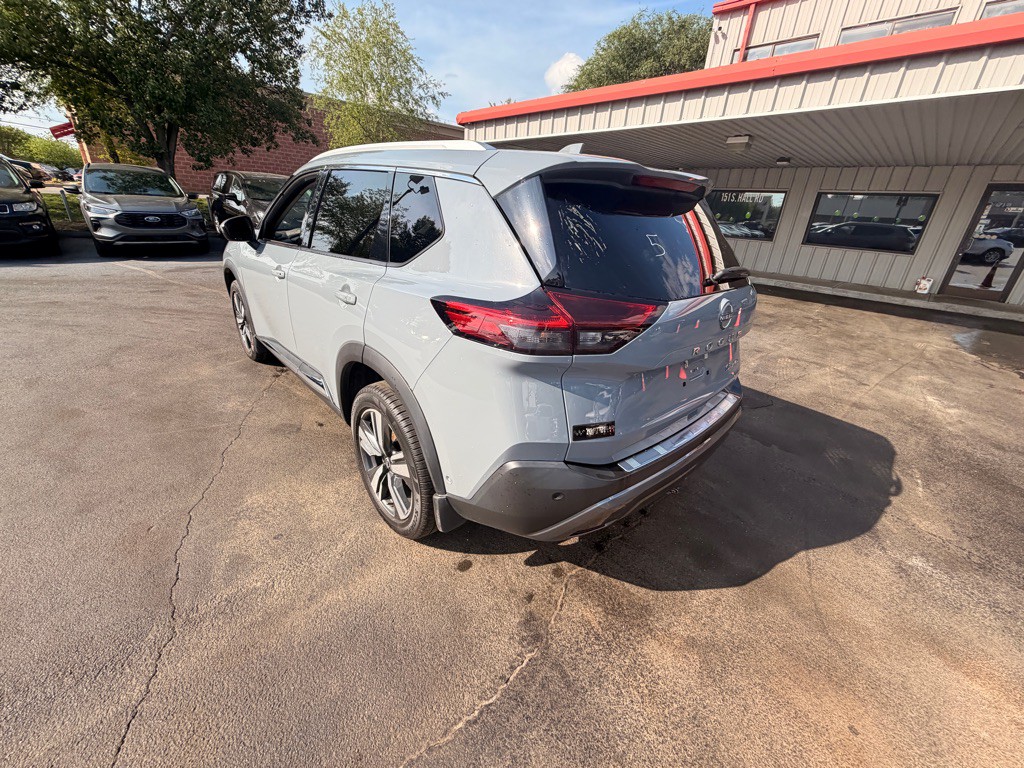2023 Nissan Rogue Image 4