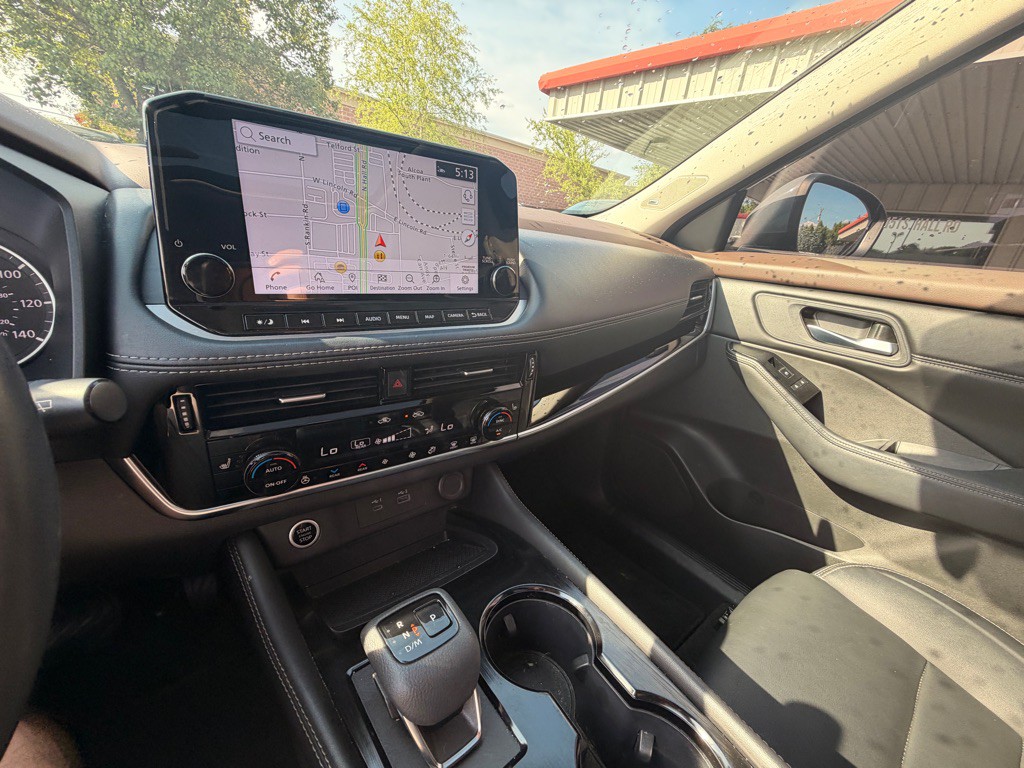 2023 Nissan Rogue Image 10