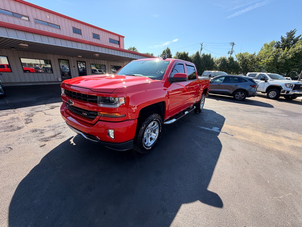 2018 Chevrolet Silverado 1500 Image 2