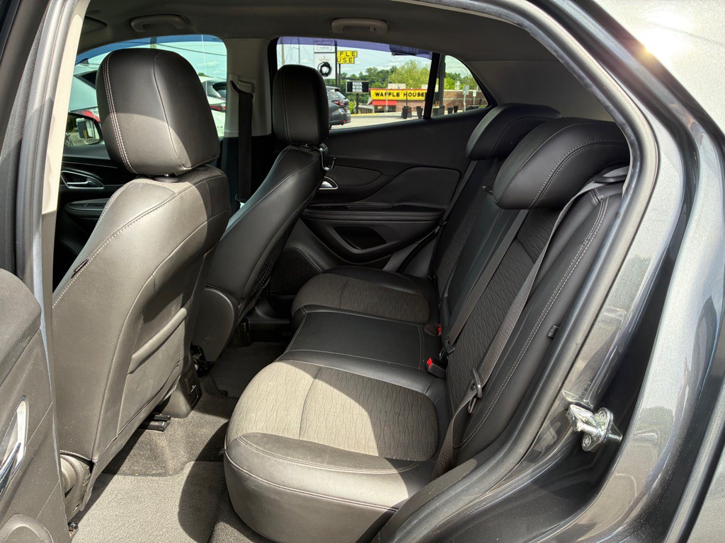 2016 Buick Enclave Image 8