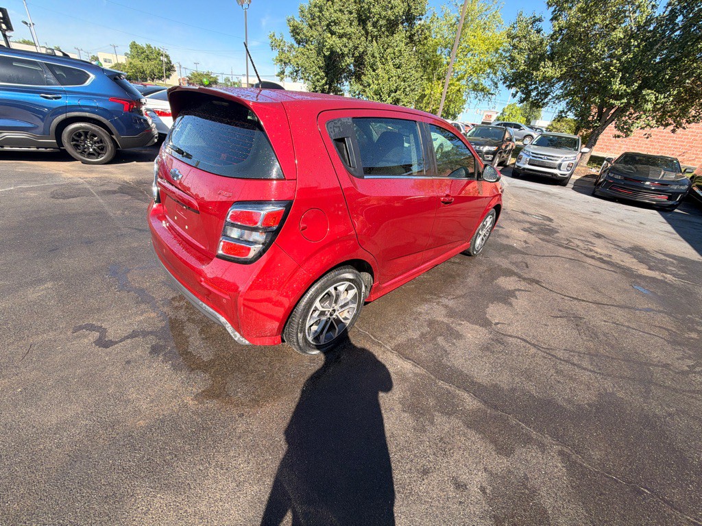 2020 Chevrolet Sonic Image 3