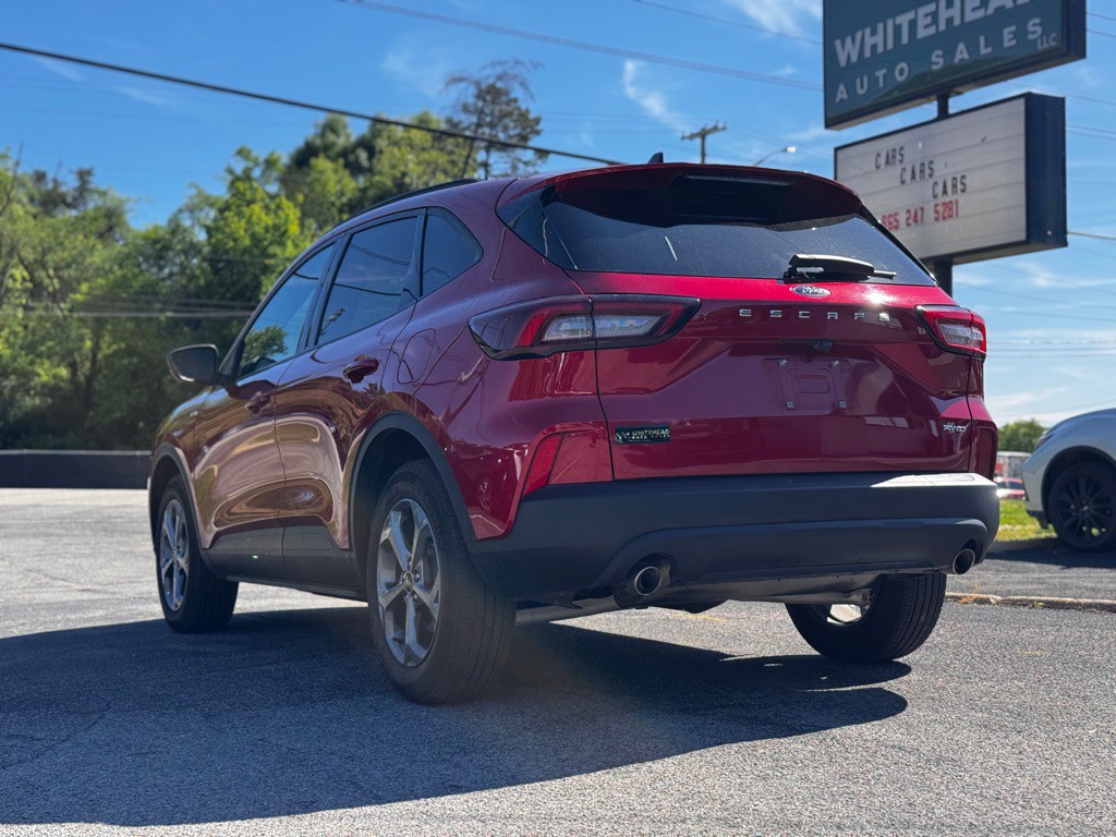 2025 Ford Escape Image 3
