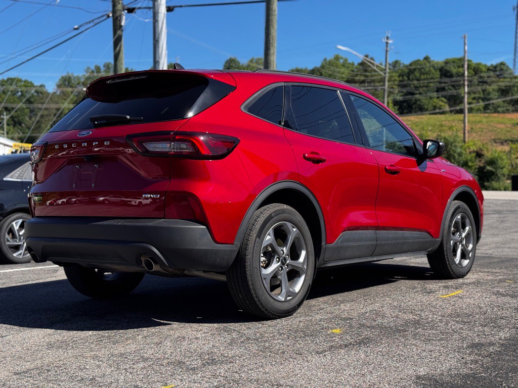 2025 Ford Escape Image 4