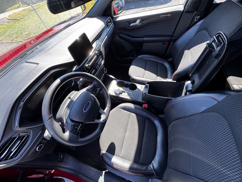 2025 Ford Escape Image 6